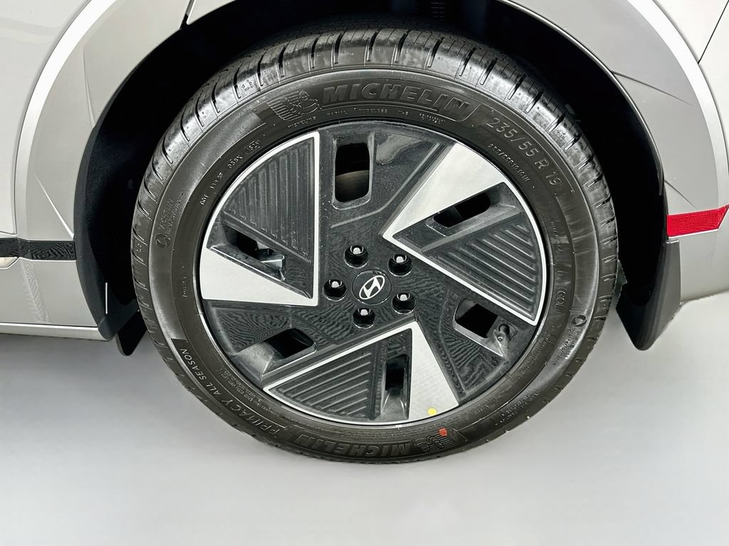 New 2027 Hyundai Ioniq 5 Limited RWD image 23