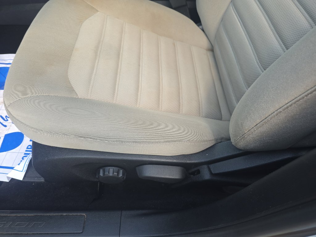 Used 2017 Ford Fusion S image 17