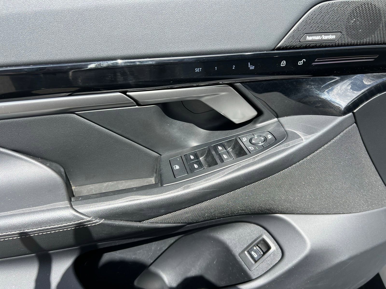 Used 2024 BMW 530i image 28