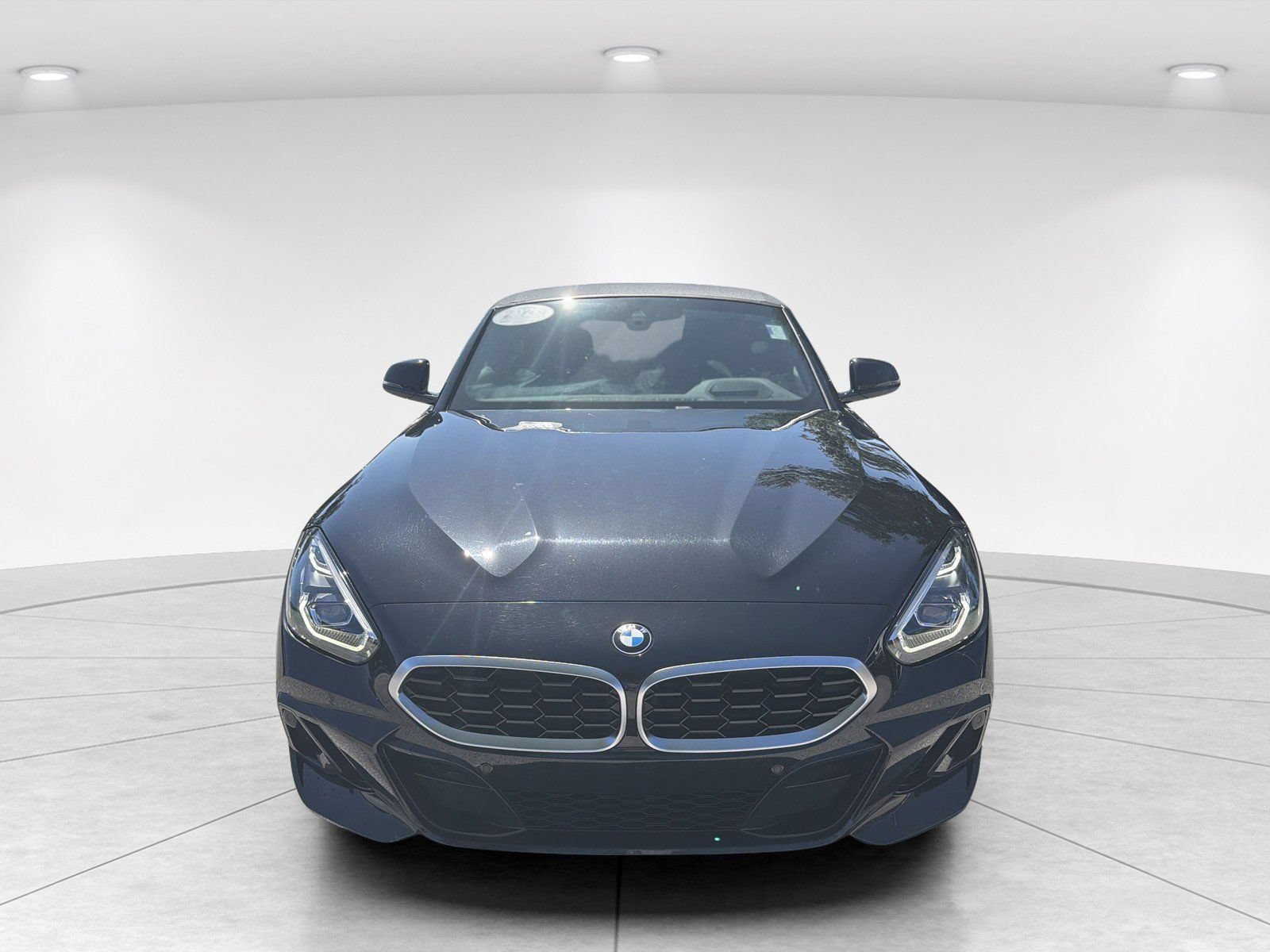 Certified 2026 BMW Z4 sDrive30i RWD image 2