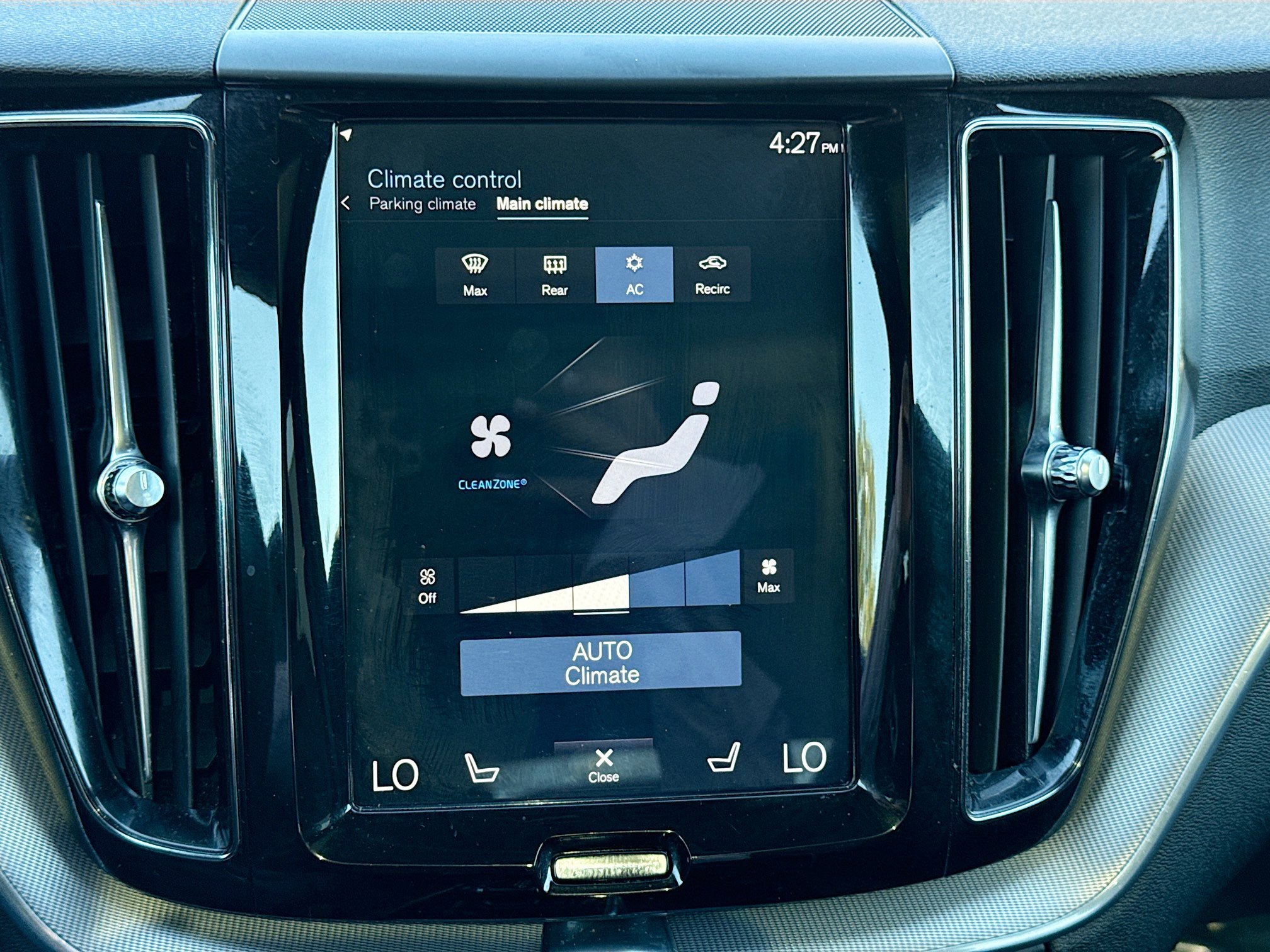 Used 2018 Volvo XC60 T6 R-Design w/ Convenience Package AWD/4WD image 33