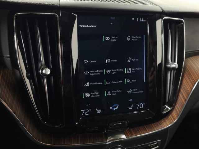 Used 2019 Volvo XC60 T8 Inscription image 28