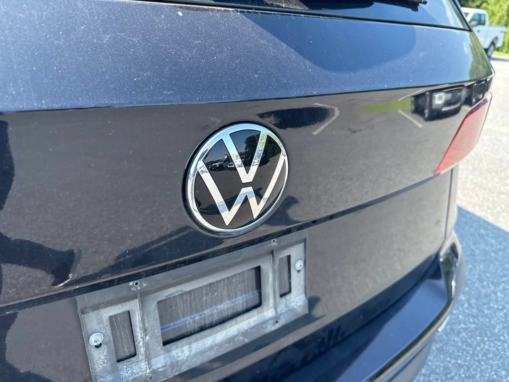 Used 2024 Volkswagen Taos SE FWD image 7