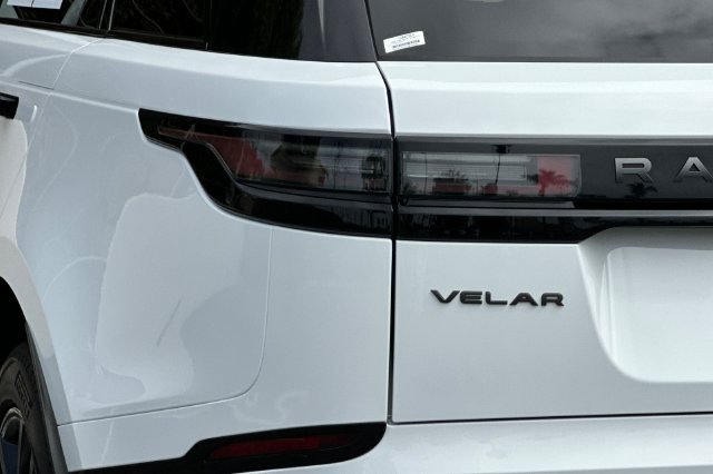 Certified 2026 Land Rover Range Rover Velar Dynamic SE AWD/4WD image 26