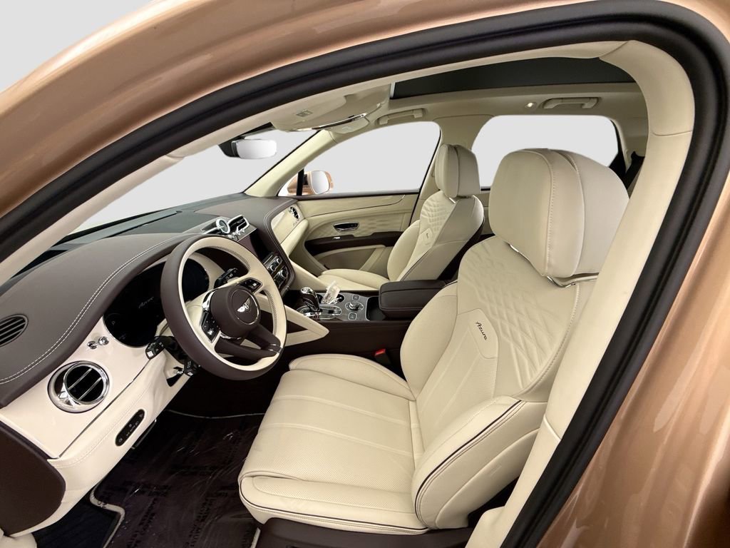 New 2026 Bentley Bentayga AWD/4WD image 18