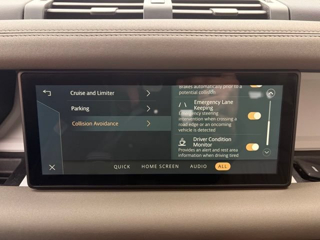 Used 2020 Land Rover Defender 110 SE AWD/4WD image 34
