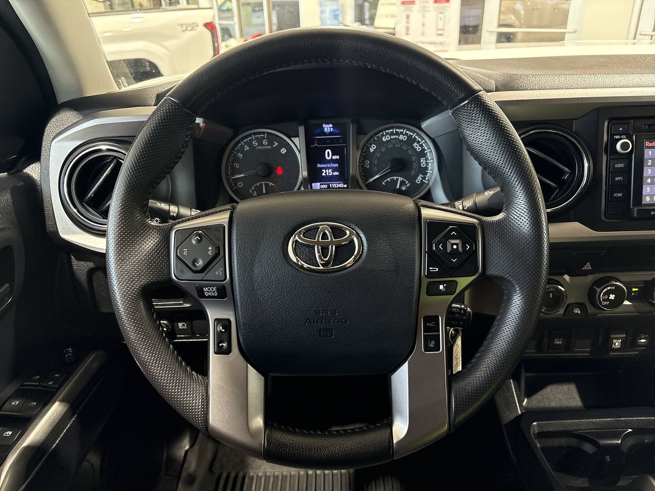 Used 2019 Toyota Tacoma SR5 AWD/4WD image 14