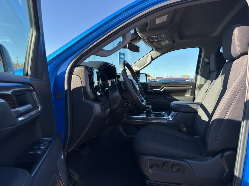 Certified 2025 Chevrolet Silverado 1500 LT Trail Boss w/ Convenience Package II image 13