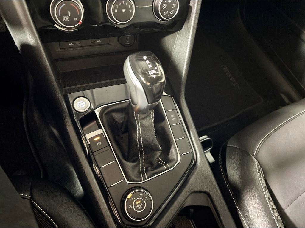 Certified 2023 Volkswagen Taos SE image 17