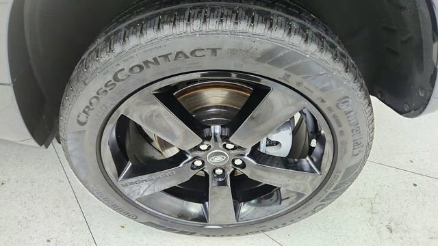 Used 2025 Land Rover Defender 90 X-Dynamic SE image 55