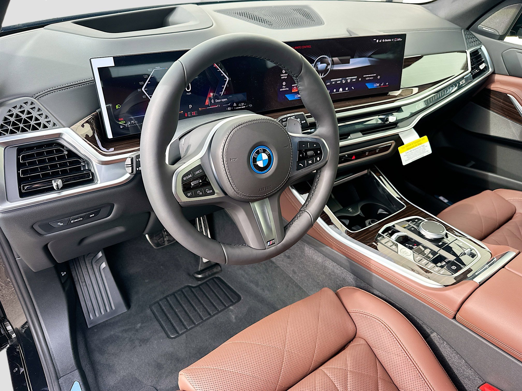 New 2026 BMW X5 xDrive50e w/ M Sport Package image 7