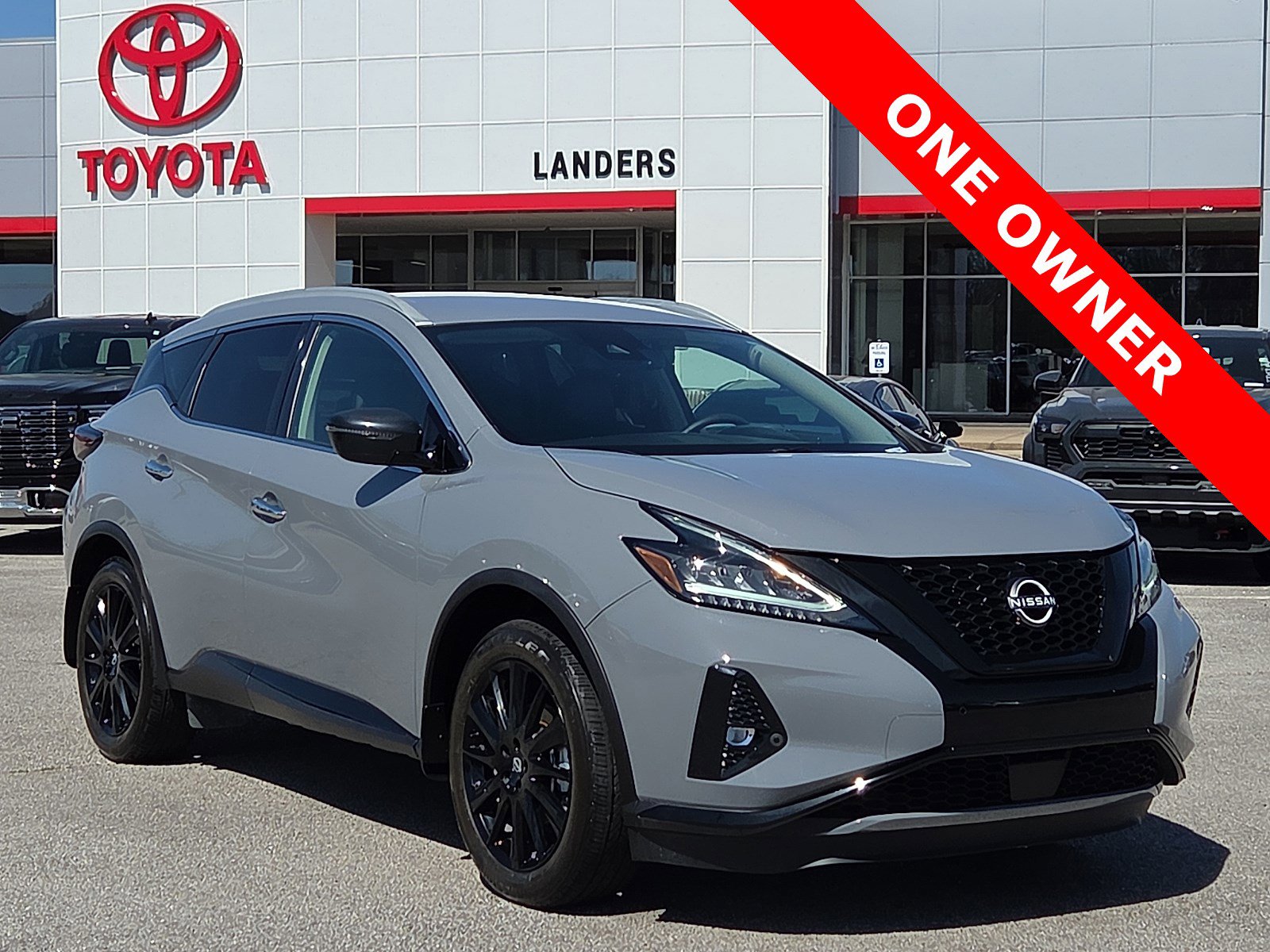 Used 2024 Nissan Murano SV w/ SV Midnight Edition Package