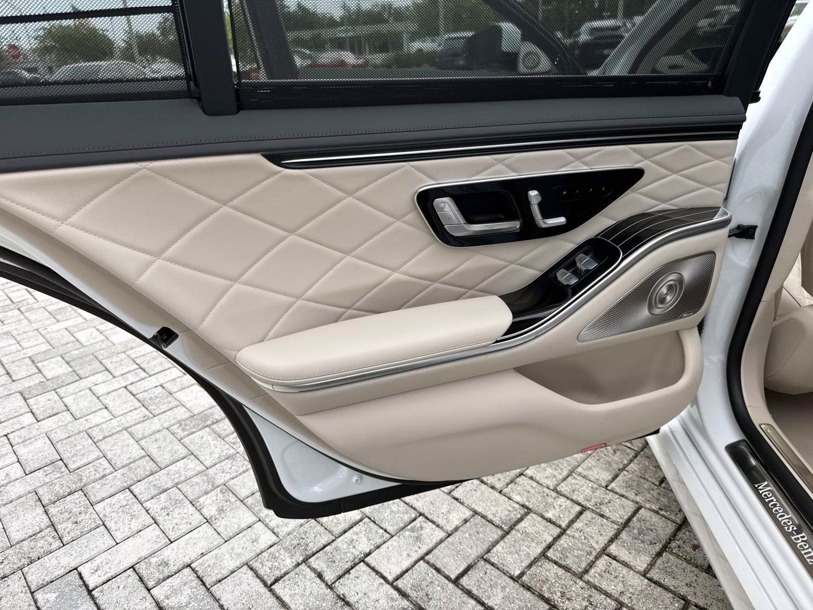 New 2027 Mercedes-Benz S 580 4MATIC Sedan image 11