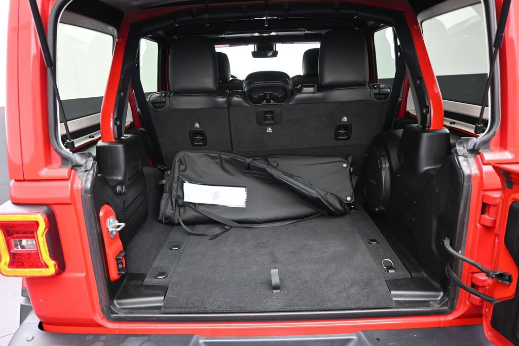 Used 2021 Jeep Wrangler Unlimited Rubicon AWD/4WD image 19