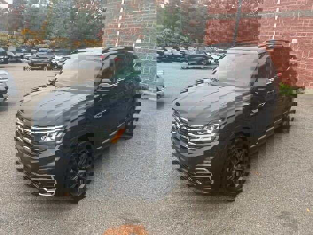 Used 2021 Volkswagen Atlas SE image 1