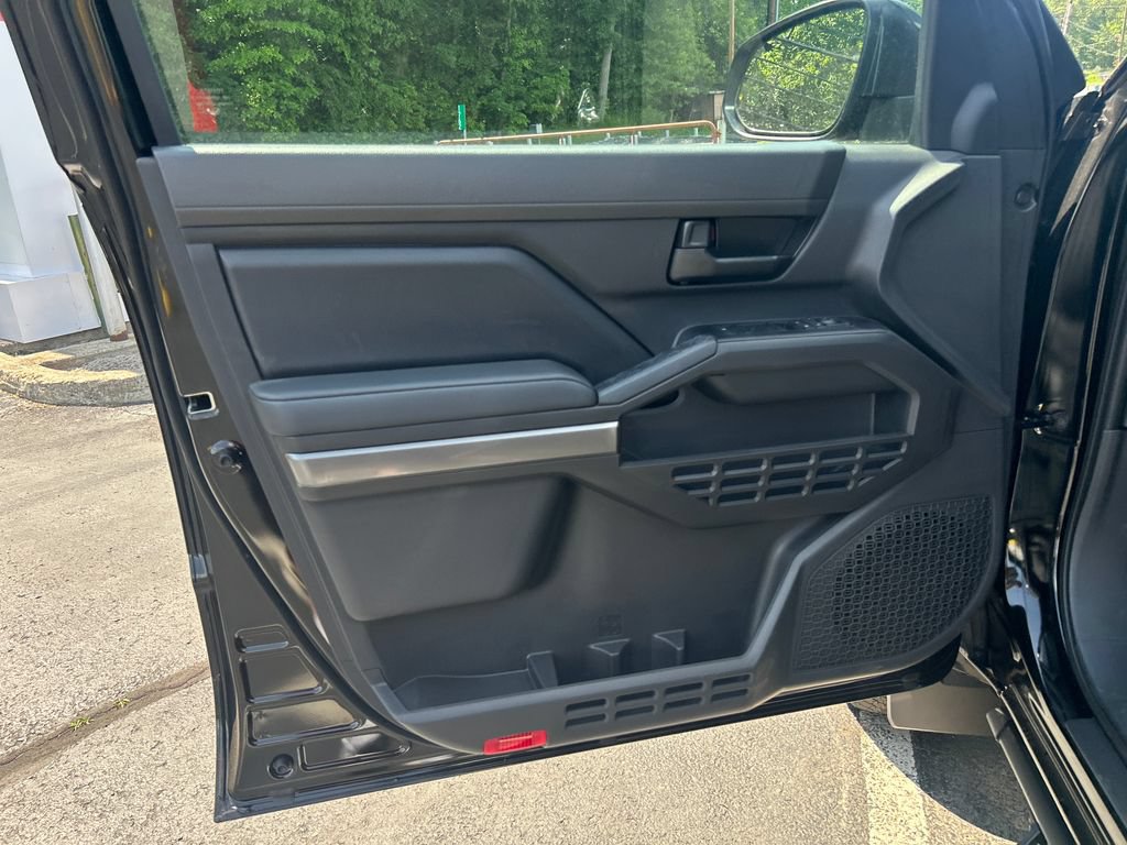 New 2026 Toyota Tacoma SR5 AWD/4WD image 18