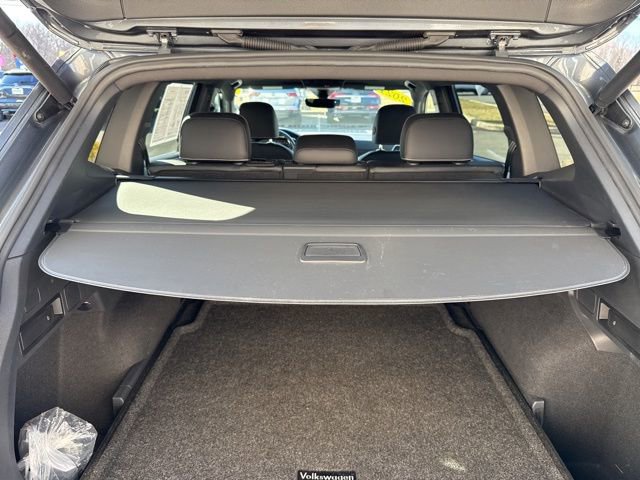 Used 2021 Volkswagen Tiguan SEL Premium R-Line image 28