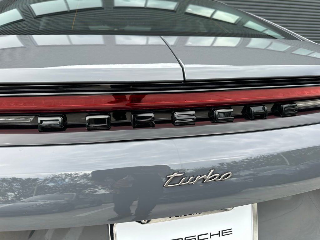 Used 2025 Porsche Panamera Turbo image 12