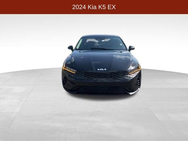 Used 2024 Kia K5 EX FWD image 2