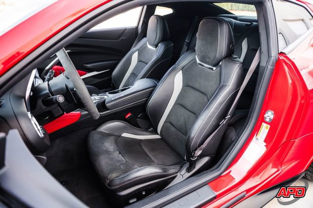 Used 2017 Chevrolet Camaro SS RWD image 6