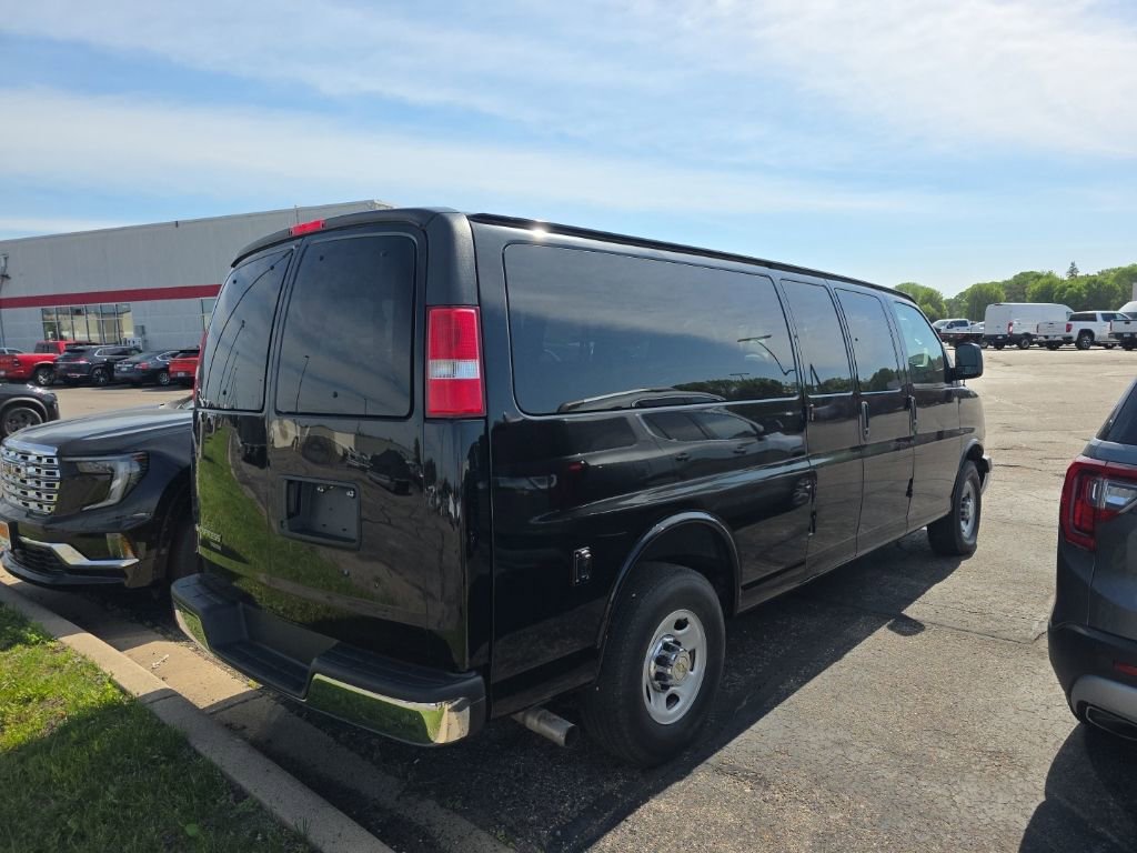 Used 2012 Chevrolet Express 3500 LT w/ LT Preferred Equipment Group RWD image 2