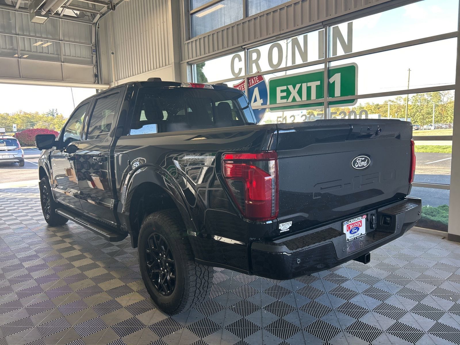 New 2025 Ford F150 XLT w/ Equipment Group 302A MID image 4