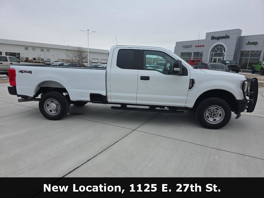 Used 2019 Ford F250 XL w/ Power Equipment Group image 4