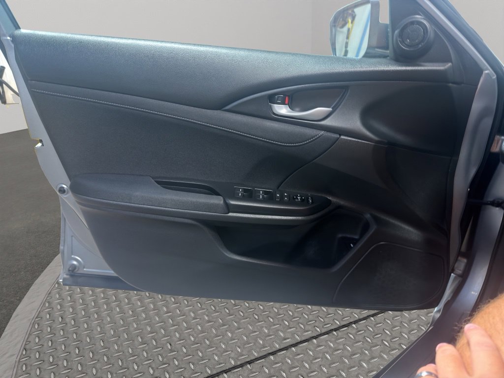 Used 2020 Honda Insight EX image 15
