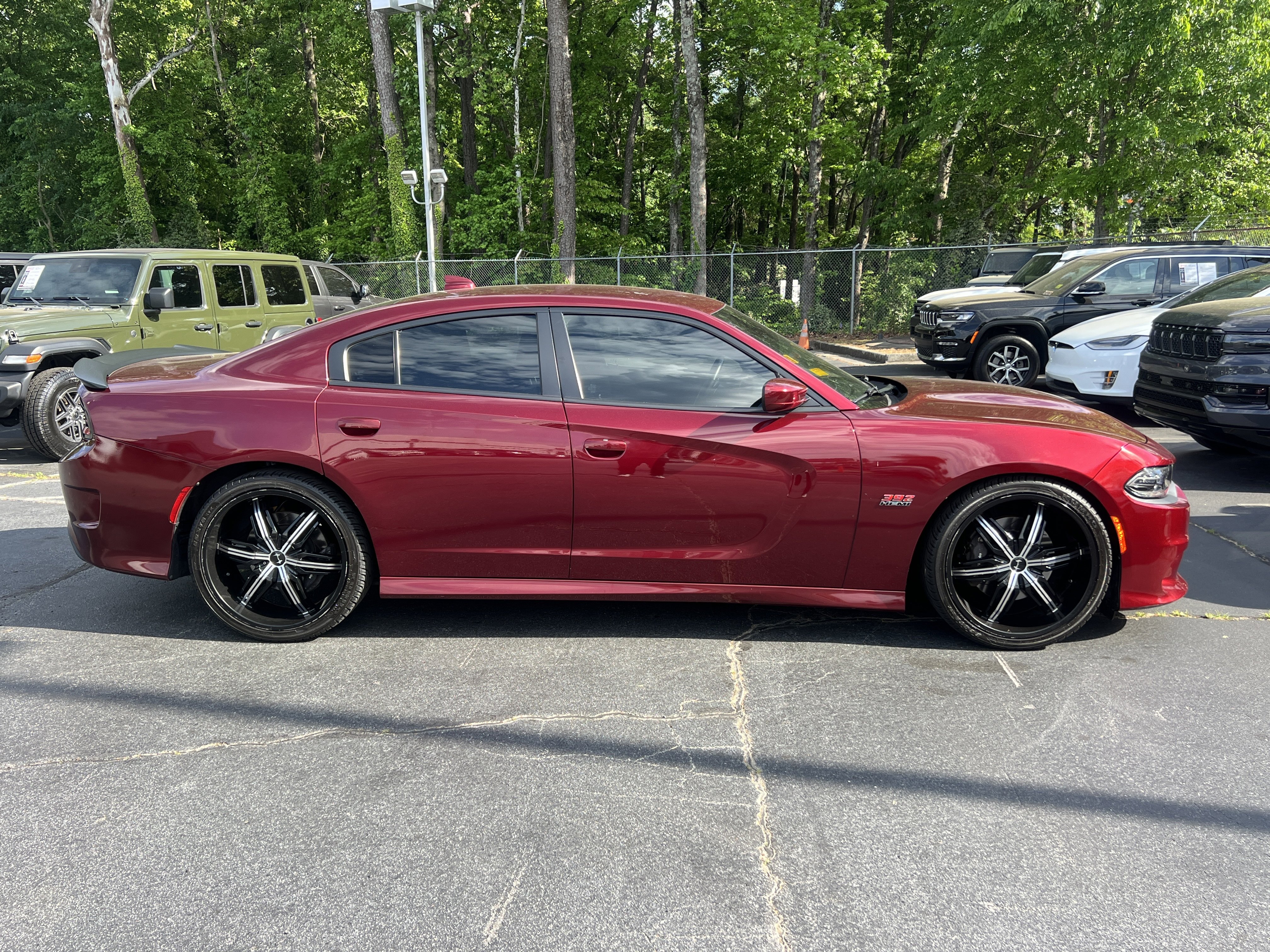 Used 2019 Dodge Charger Scat Pack RWD image 10