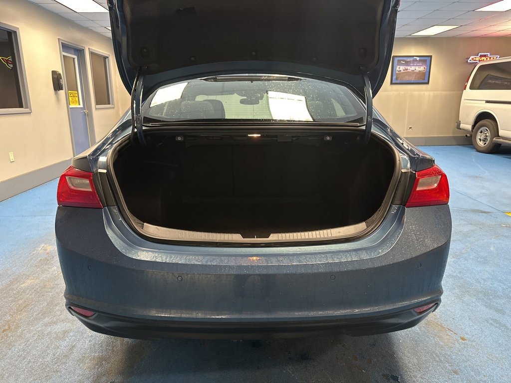Certified 2025 Chevrolet Malibu LT image 8