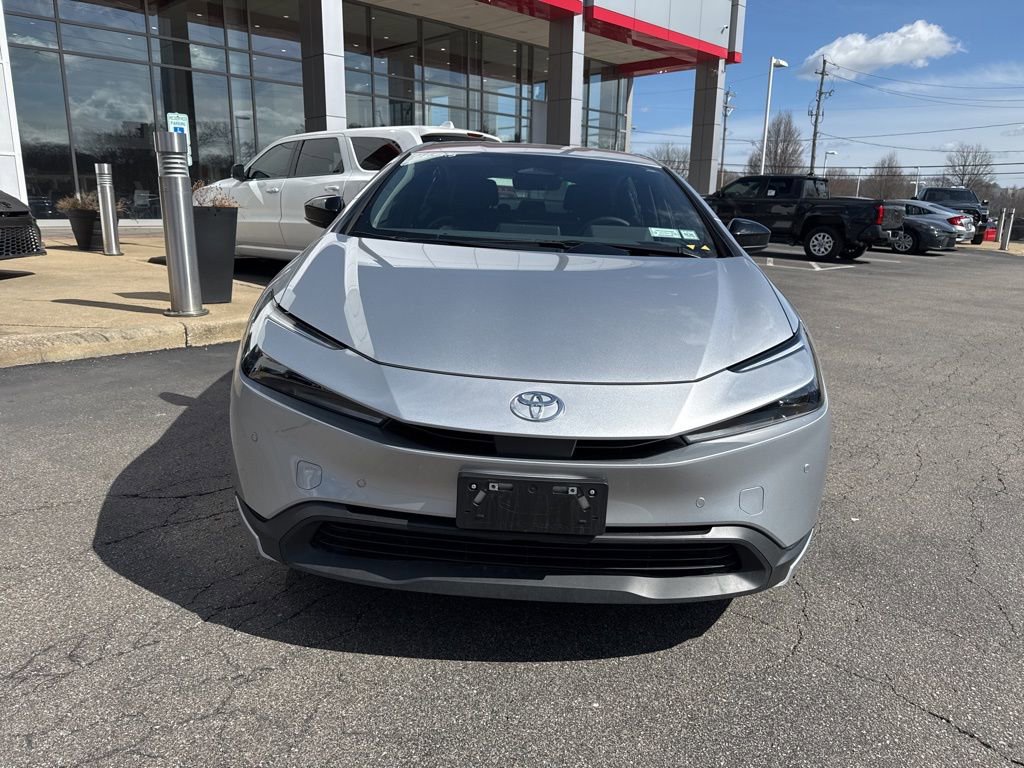 Used 2025 Toyota Prius LE image 8