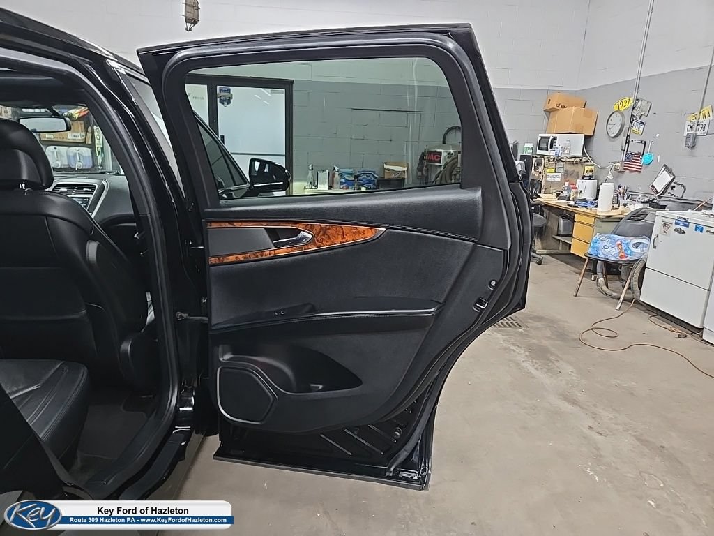 Used 2018 Lincoln MKX Reserve AWD/4WD image 44
