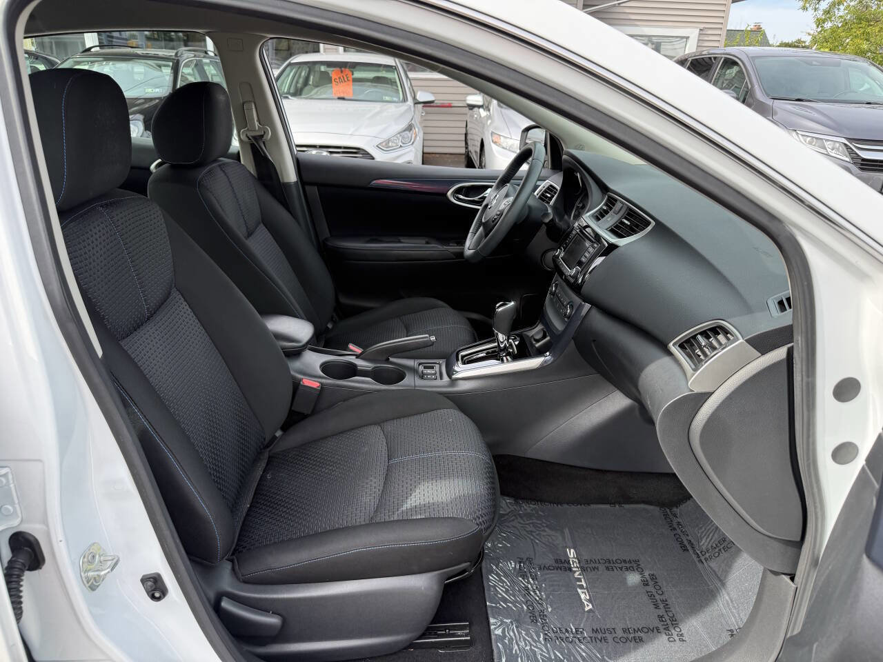 Used 2017 Nissan Sentra SR image 8