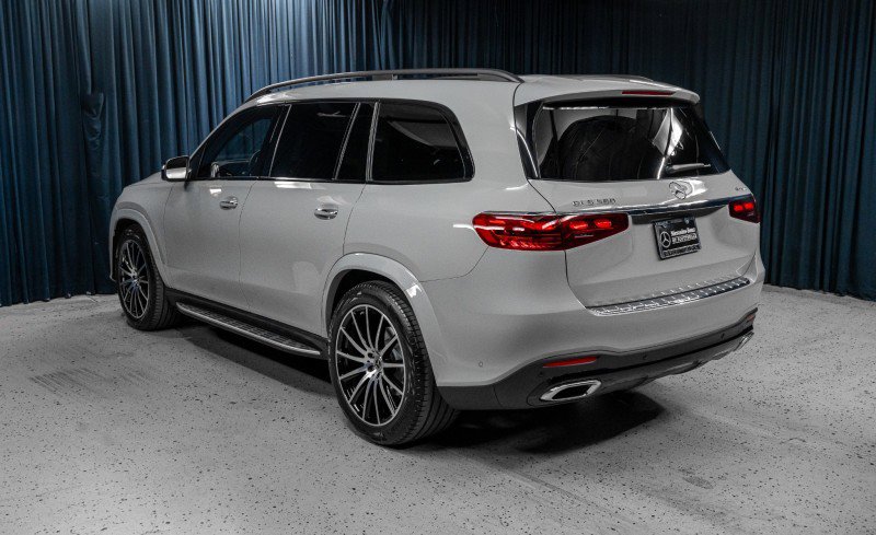 Certified 2026 Mercedes-Benz GLS 580 4MATIC image 10