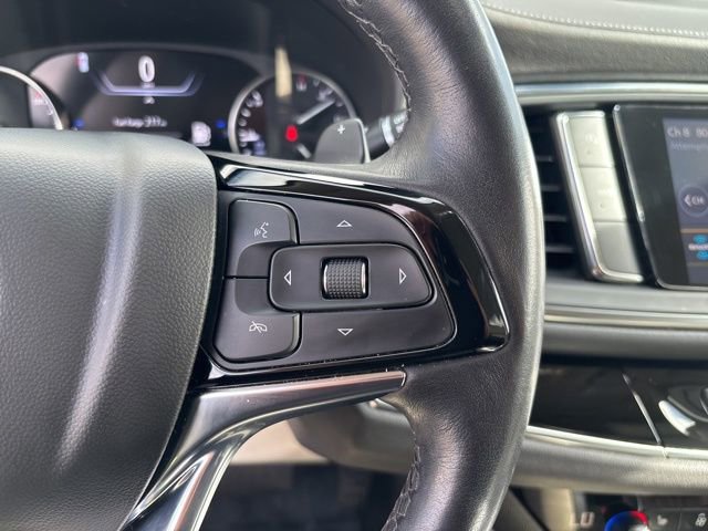 Used 2023 Buick Enclave Avenir image 11