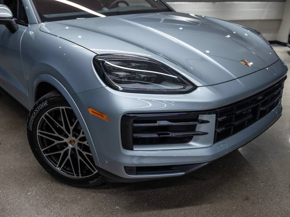 Certified 2026 Porsche Cayenne Coupe AWD/4WD image 49
