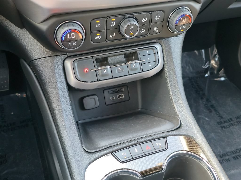 Certified 2023 GMC Acadia AT4 w/ Technology Package AWD/4WD image 16