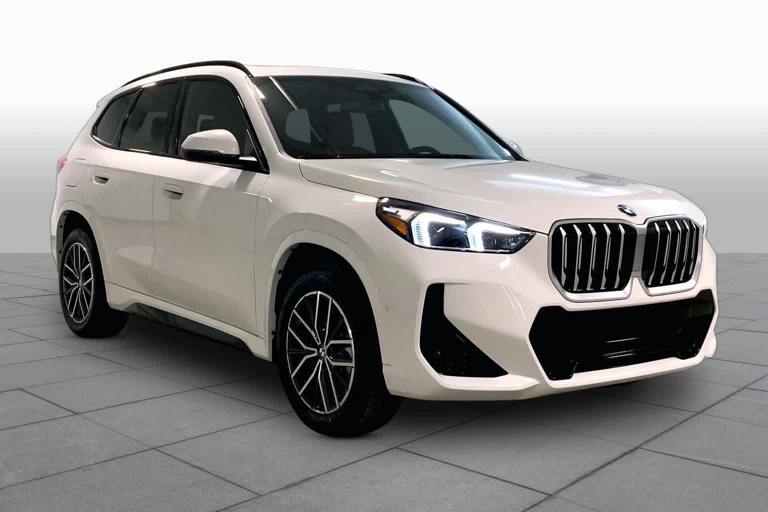 New 2026 BMW X1 xDrive28i w/ M Sport Package AWD/4WD image 2