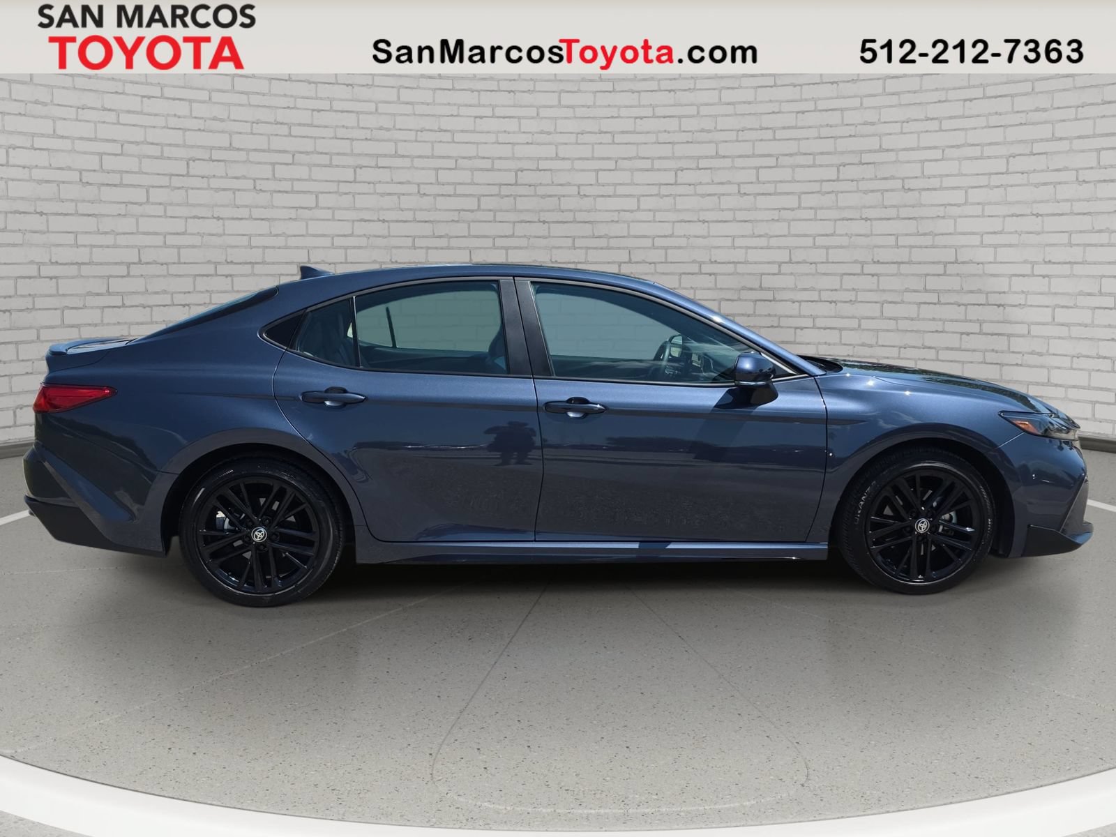 Used 2026 Toyota Camry SE w/ Multimedia Upgrade Package FWD image 5