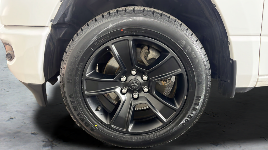 Used 2022 RAM 1500 Big Horn w/ Night Edition AWD/4WD image 25