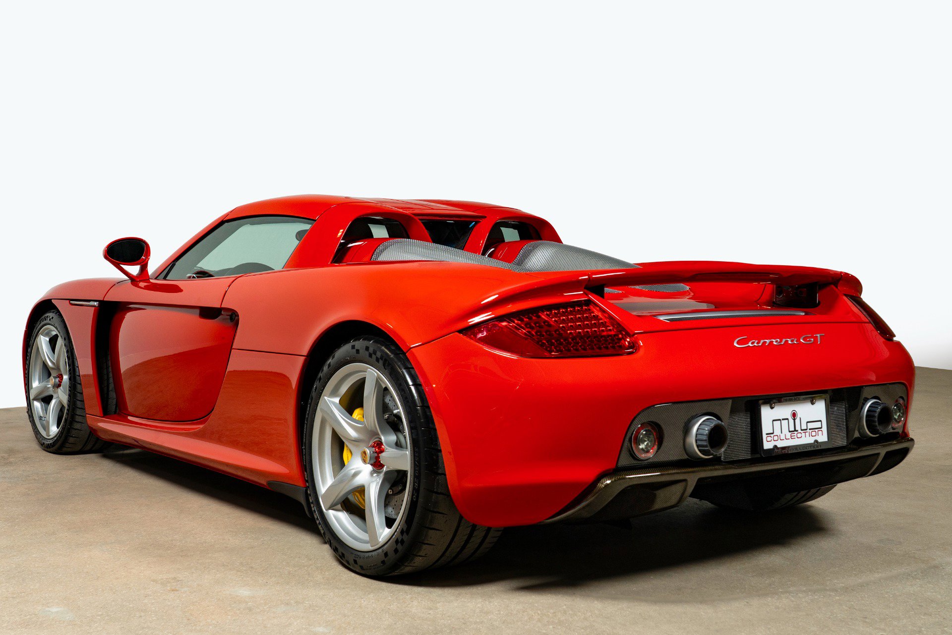 Used 2004 Porsche Carrera GT image 10