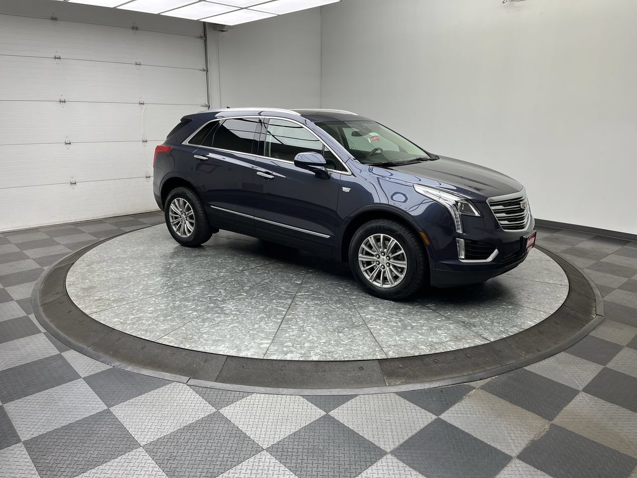Used 2019 Cadillac XT5 Luxury AWD/4WD image 1