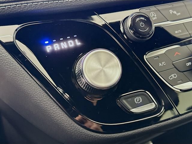 New 2026 Chrysler Pacifica Select w/ S Appearance Package FWD image 16