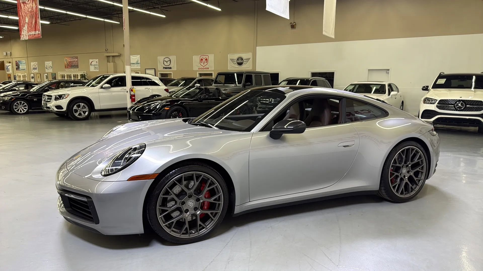 Used 2021 Porsche 911 Carrera 4S AWD/4WD image 8