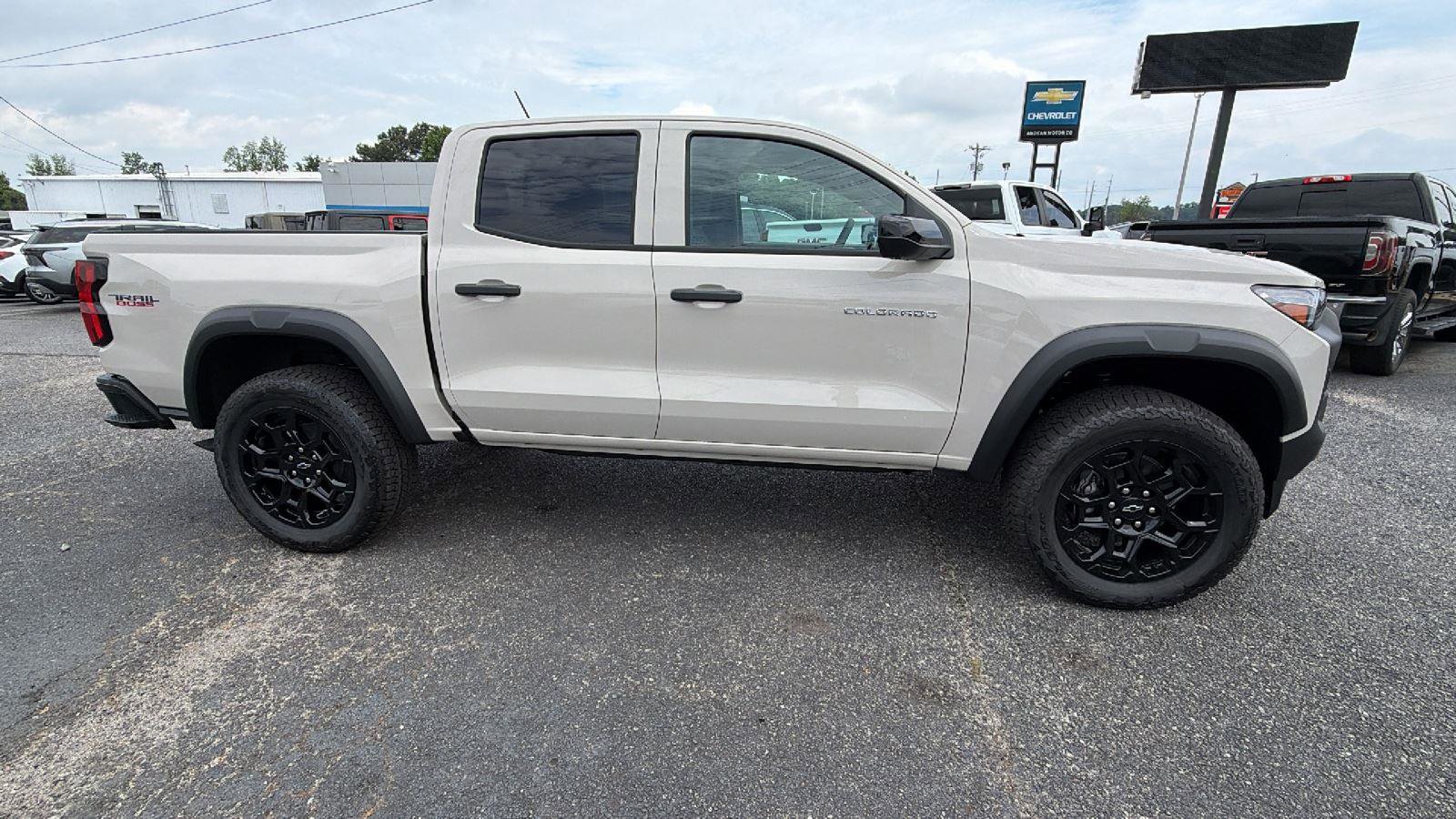 New 2026 Chevrolet Colorado Trail Boss AWD/4WD image 4