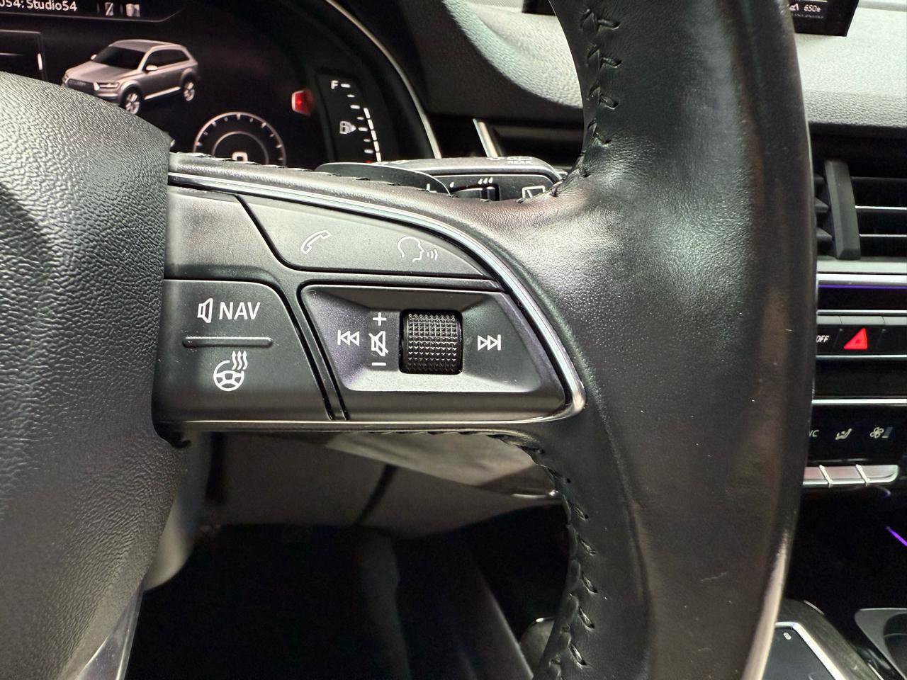 Used 2018 Audi Q7 3.0T Prestige AWD/4WD image 14