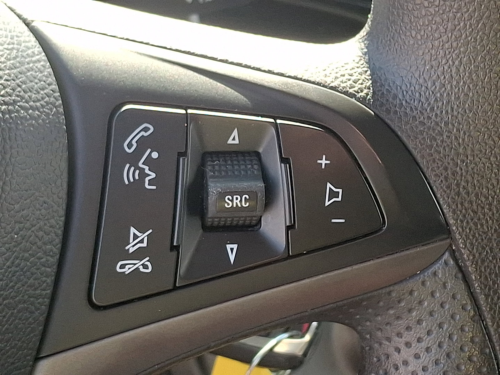 Used 2022 Chevrolet Spark LT image 21