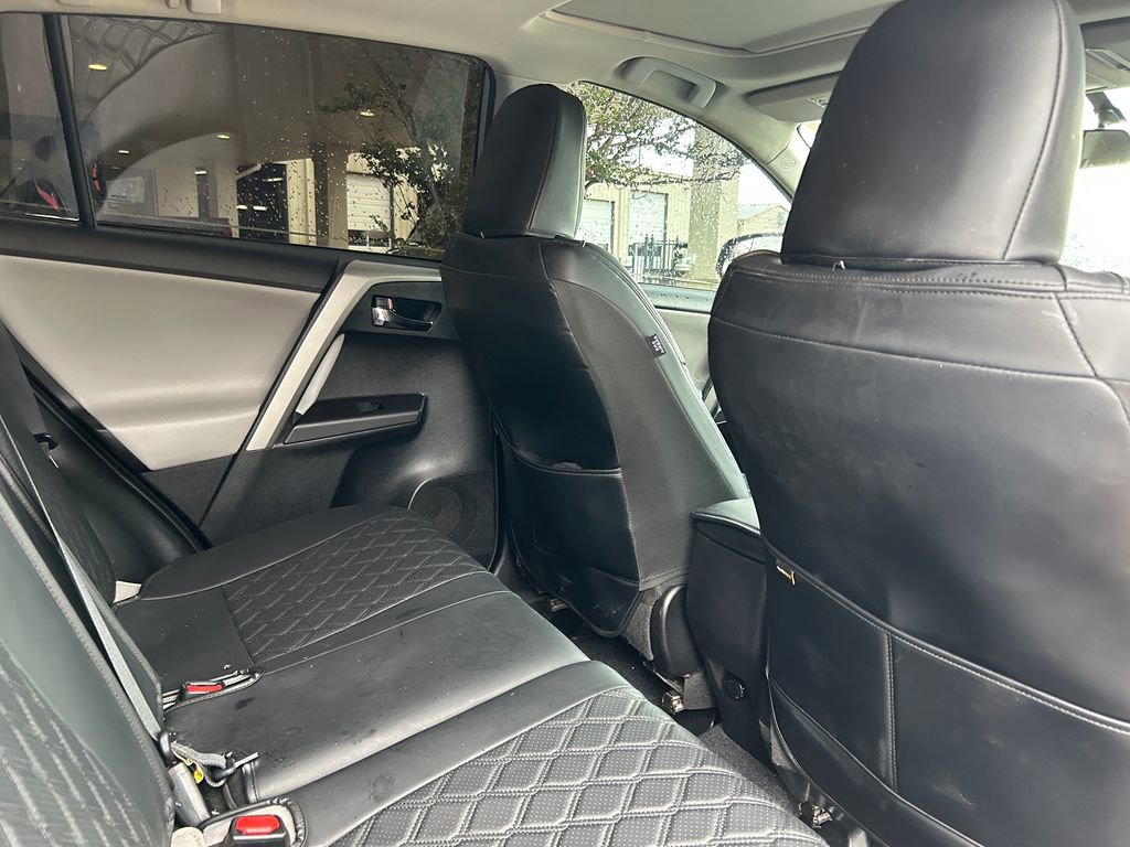 Used 2016 Toyota RAV4 XLE FWD image 24