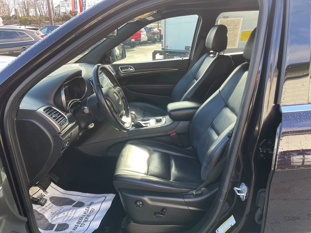 Used 2020 Jeep Grand Cherokee Limited w/ Premium Lighting Group AWD/4WD image 12