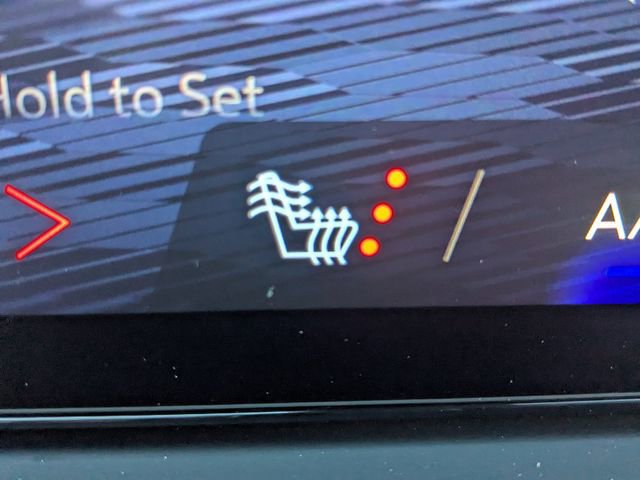 Used 2025 Chevrolet Tahoe LT image 24